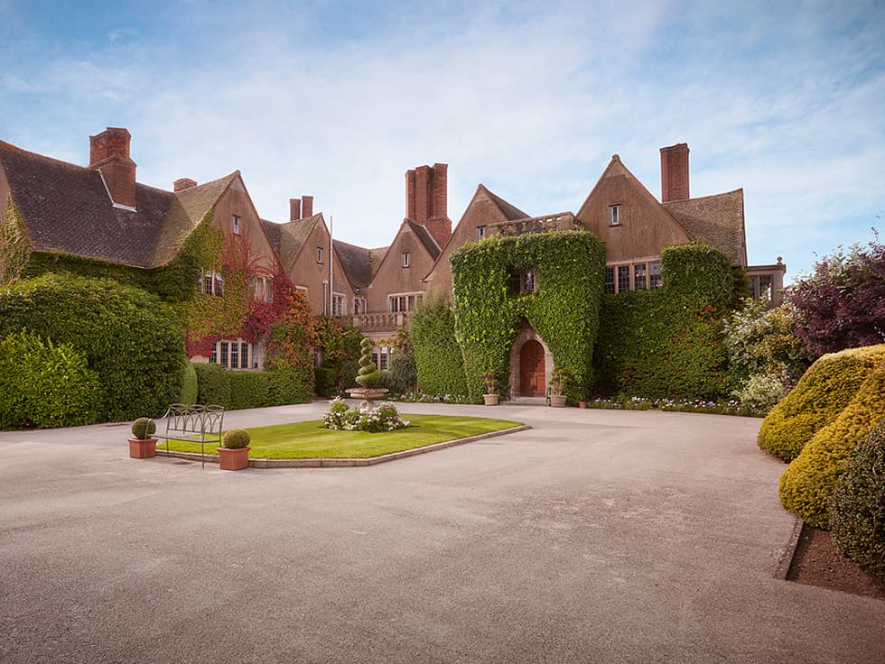 Mallory court country house hotel spa warwickshire appoints new general manager nick hanson